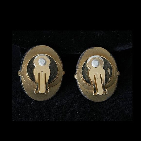 Patrice Style Tortoise Clip Earrings Vintage - Picture 2 of 2